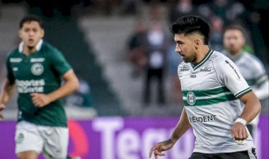 Com gol no segundo tempo, Goiás vence Coritiba fora de casa e quebra sequência ruim