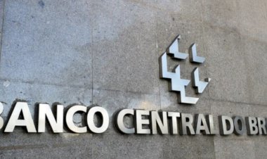 Atividade Econômica Brasileira Recuou 0,4% em Julho, Segundo Banco Central