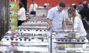 Índice Nacional de Confiança atinge 103 pontos em setembro, retornando ao campo otimista