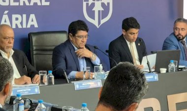 CBF Nega Contato com Guardiola: Técnico do City Afirma Foco Total no Clube Inglês