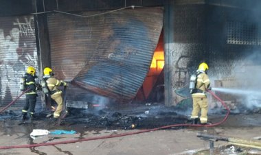 Incêndio atinge Ginásio de Esportes de Campinas, em Goiânia, e pode ter ligação com conflito entre moradores de rua