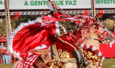 Cavalhadas de Pirenópolis têm início com festa, tradição e investimento histórico no novo Cavalhódromo