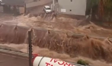 CHUVA CAUSA ESTRAGOS NA MARGINAL BOTAFOGO EM GOIÂNIA